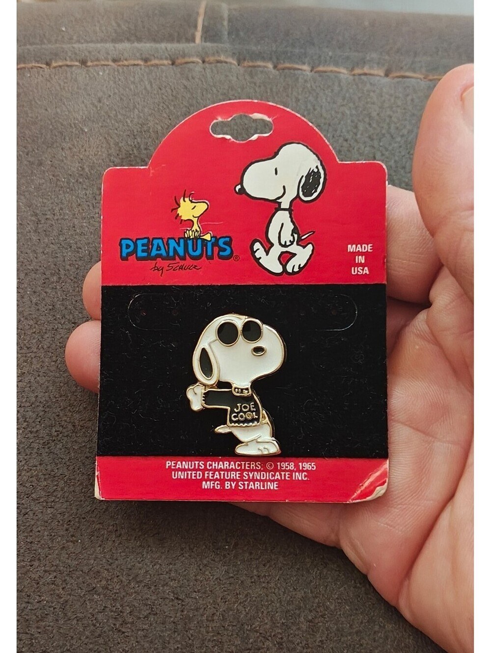1980s Peanuts Snoopy Joe Cool Gold Tone Enamel Pin